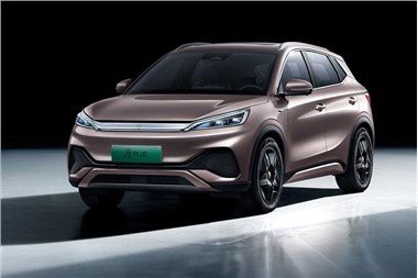 400 KM BYD Yuan, 4 vrata, 5 sedežev, električni SUV