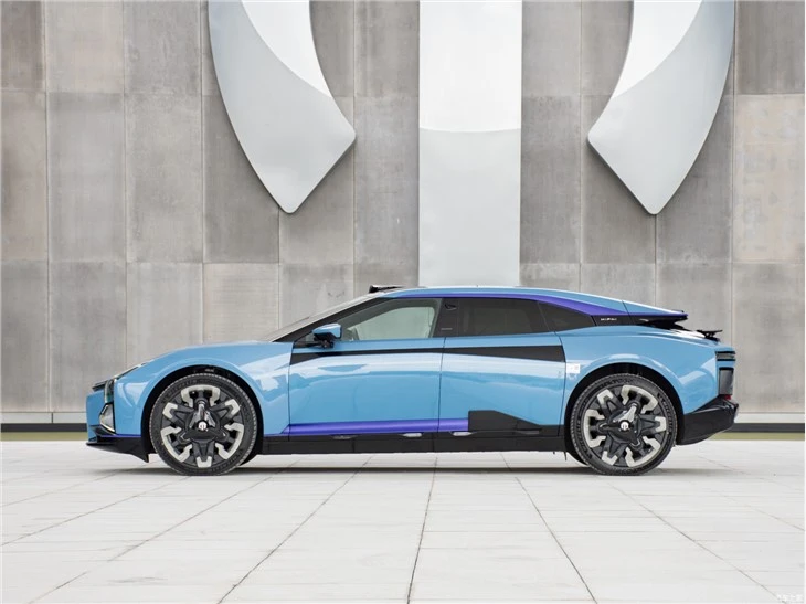 2023 NEW Human Horizons HiPhi Z EV