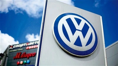 Za zagotovitev oskrbe Volkswagen podpisuje pogodbe o neposredni dobavi s proi...