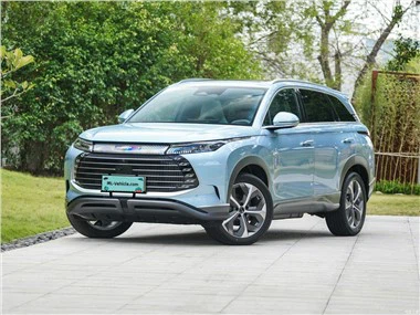 Novi SUV BYD Corvette 07 PHEV iz leta 2023